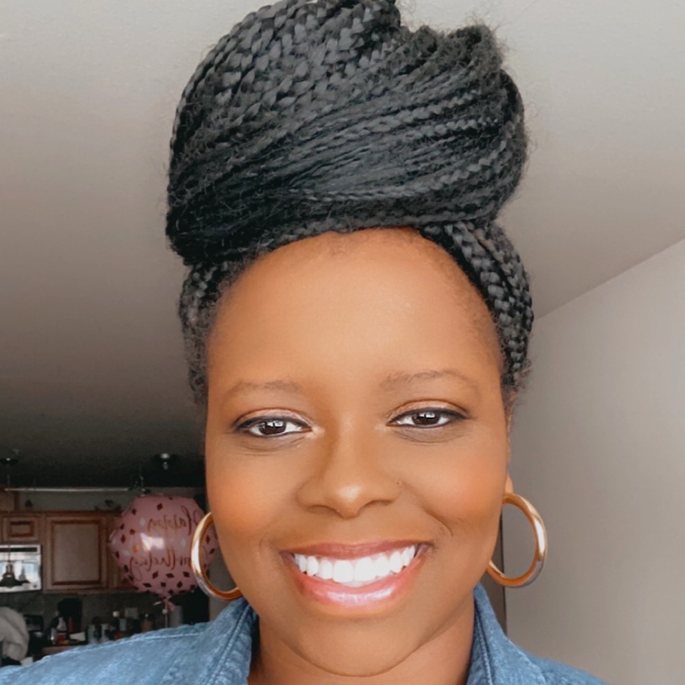Meet your Posher, Tiffany